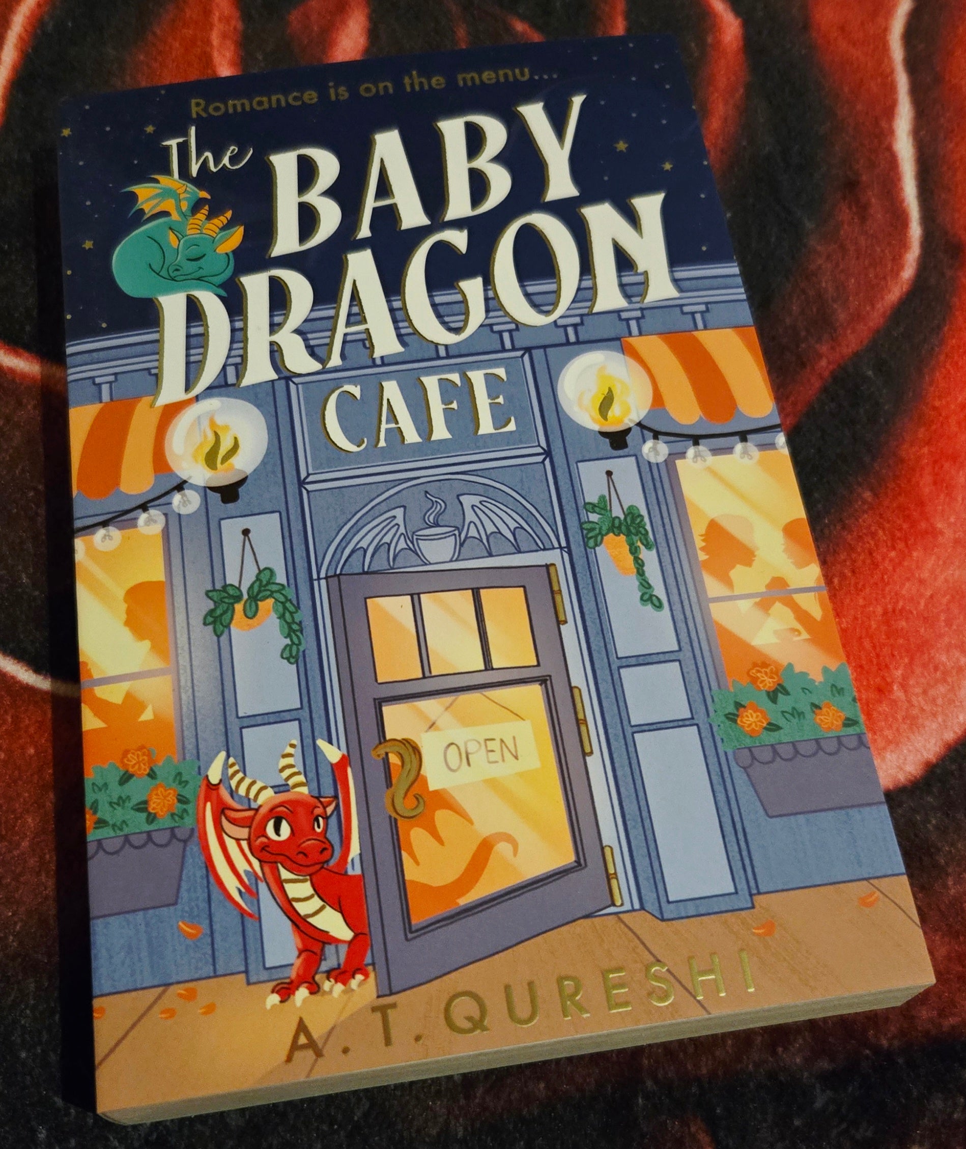 The Baby Dragon Cafe (The Baby Dragon-series #1), by A.T. Qureshi (softback, english edition)