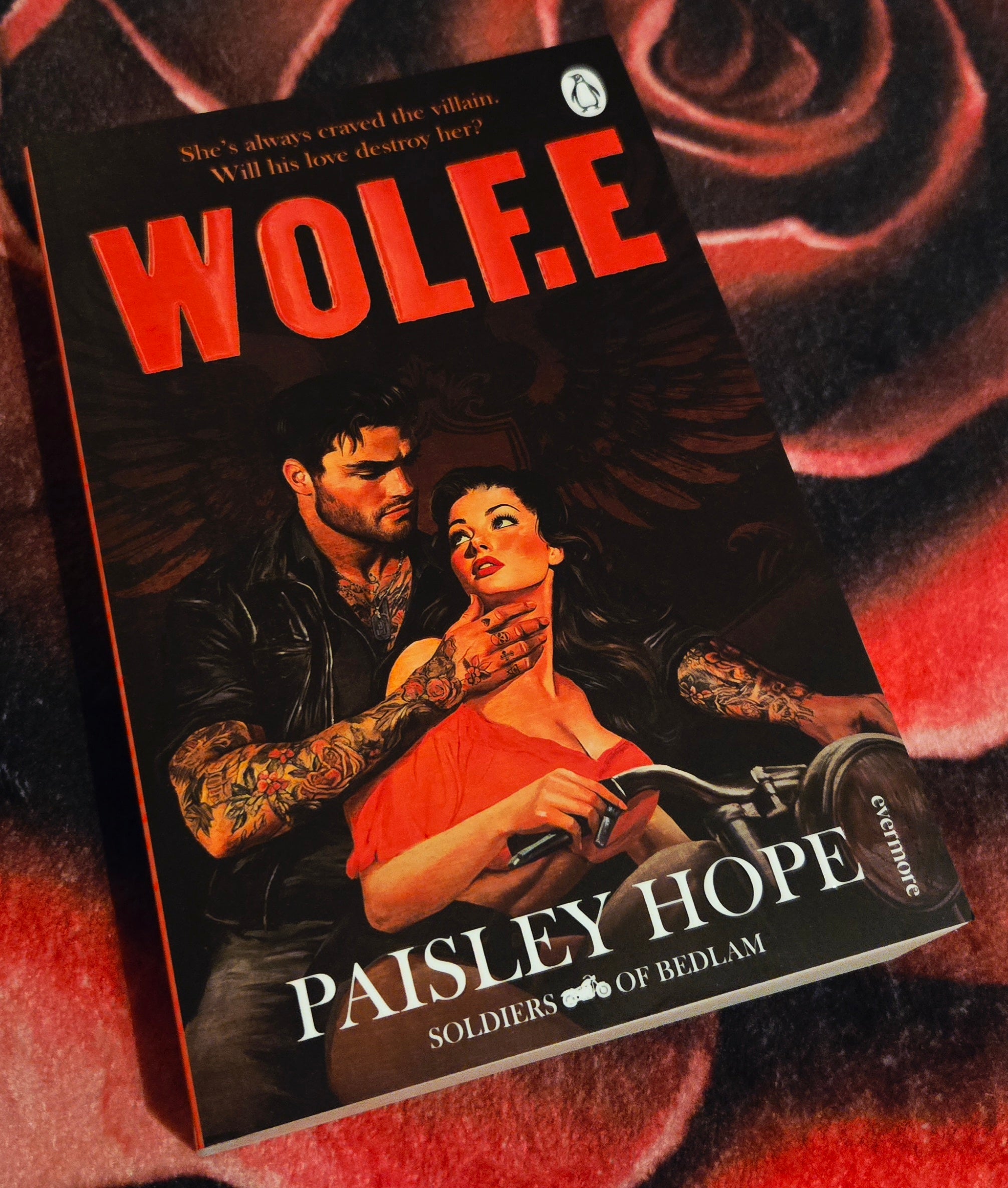 Wolf.e (Soldiers of Bedlam #1), by Paisley Hope (softback, english edition)